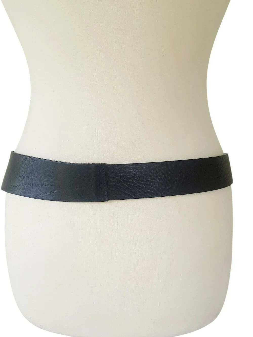 J. JILL Black Leather Asymmetric Wide Hip Belt Antique Silver Hardware Sz XL USA